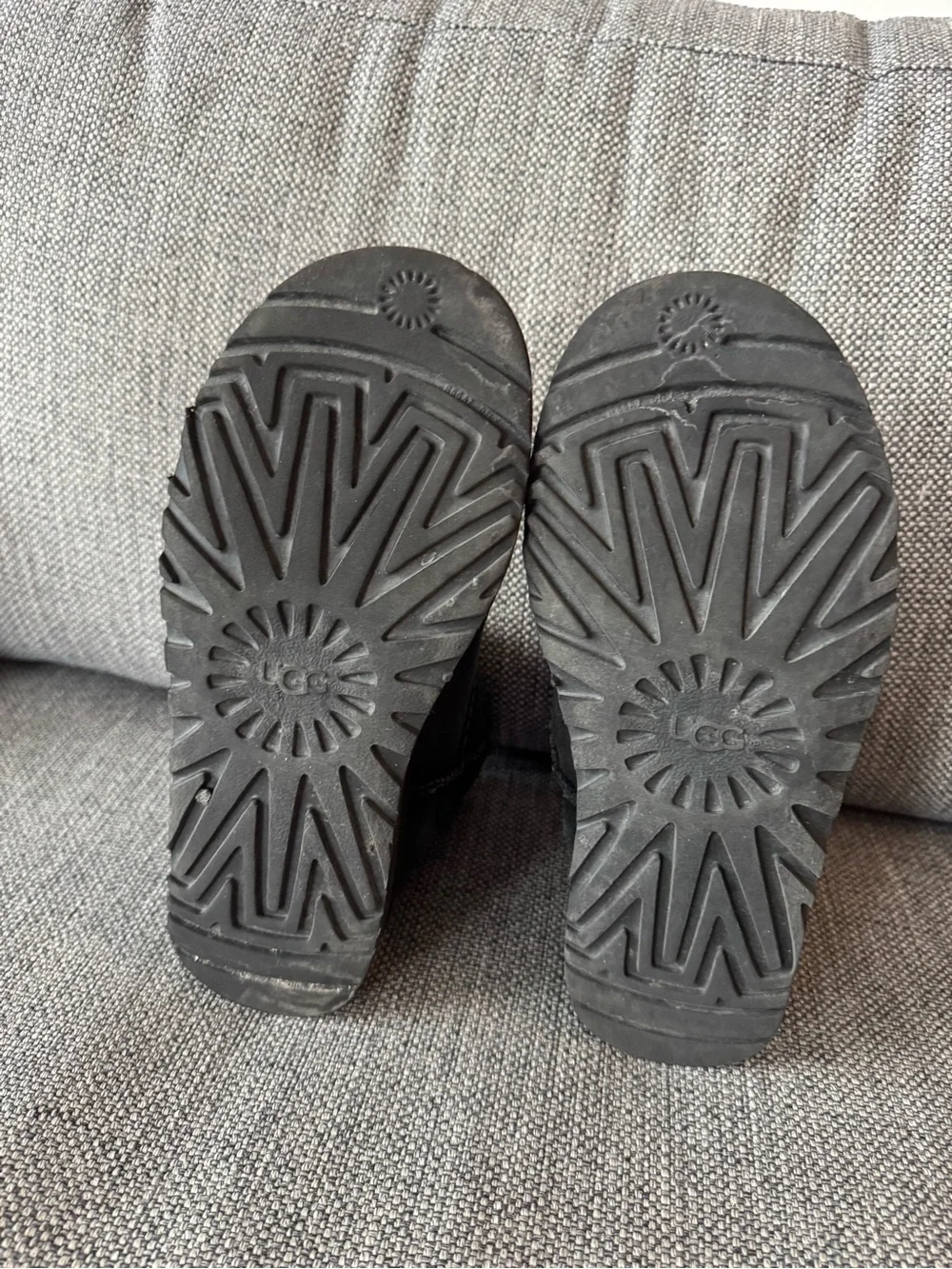 Black Uggs Short Suede Winter Boots